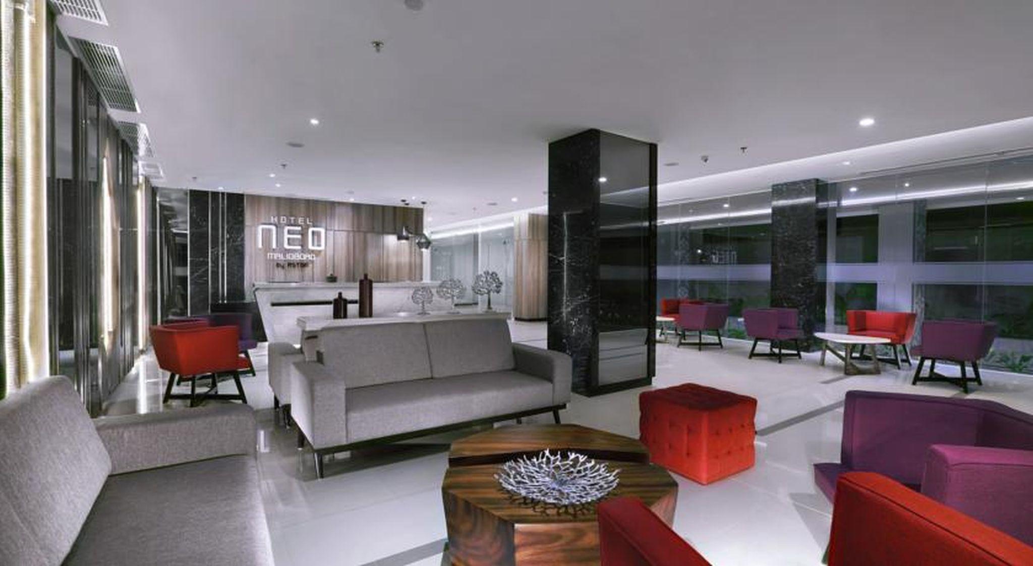 Hotel Neo Malioboro By Aston Jogjakarta Buitenkant foto